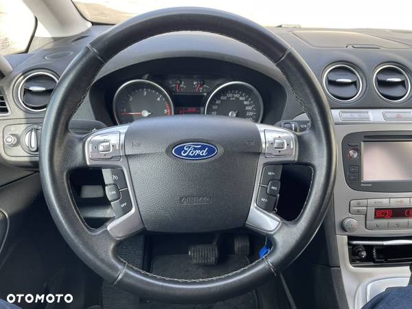 Ford S-Max - 18