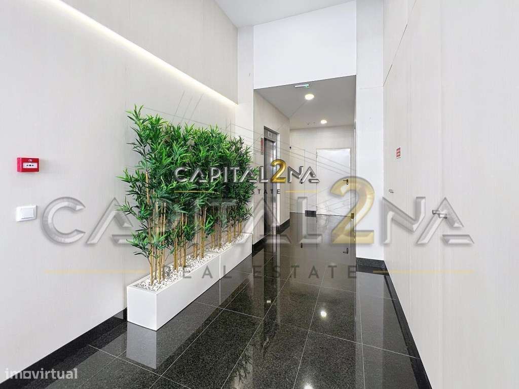 Penthouse T3 Duplex com Piscina Privada Aquecida, Terraço e Box par...-40