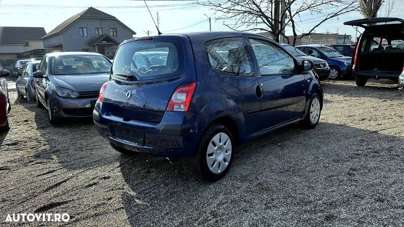 Renault Twingo 1.2 60 Authentique - 4