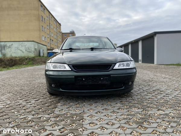 Opel Vectra 1.6 Comfort - 4