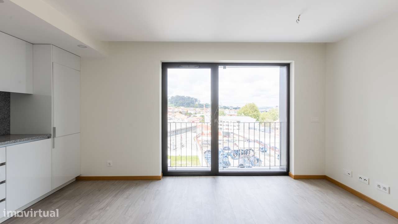 Apartamento T1 com Vaaranda e Garagem | Estação de Campanhã - Grande imagem: 5/60