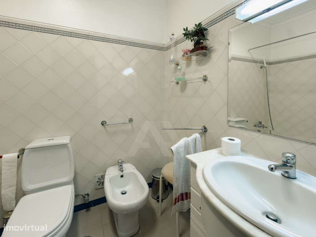 Apartamento T2 em Cascais com Vista para a Baía-15
