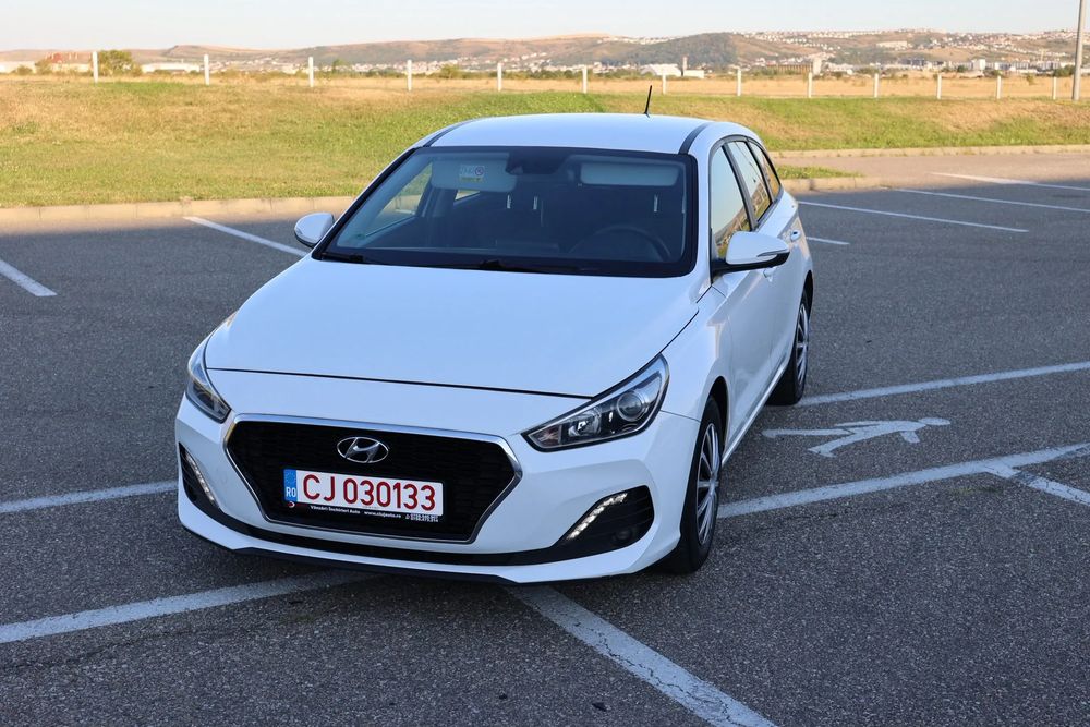 Hyundai i30 III [2016 - Prezent] 1.6 CRDI Select 2019