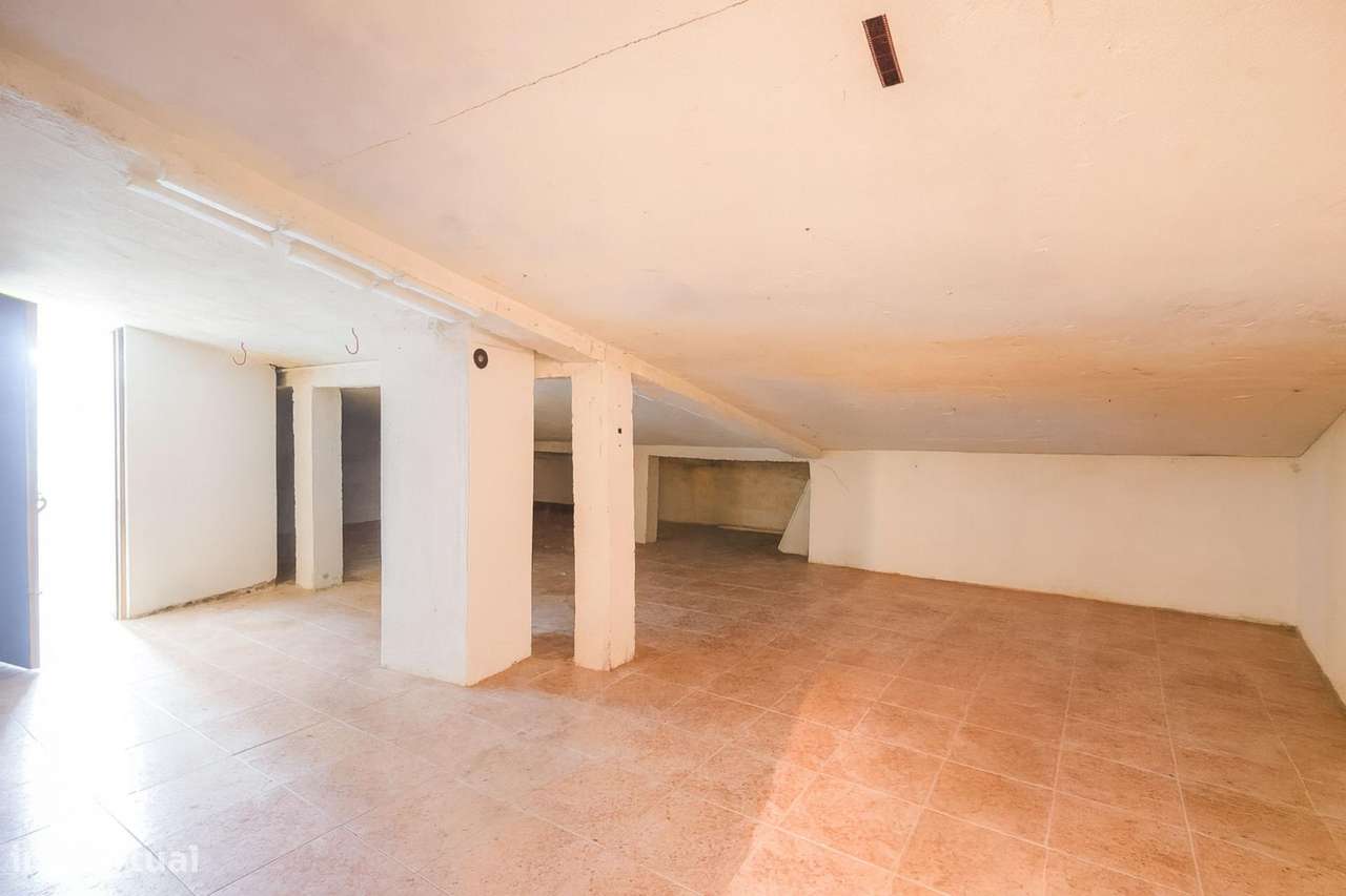 Apartamento Duplex Remodelado – Rotunda do Lavrador, Maia-34