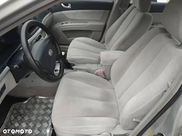 Hyundai Sonata 2.4 GLS Elegance - 6