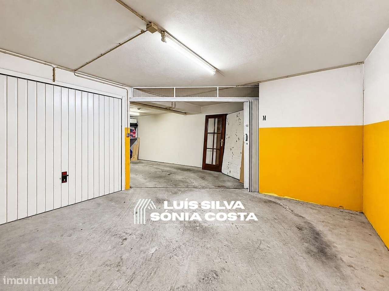 Apartamento T2+1 c/ Garagem Fechada & Duas Varandas | Santa Maria...-32