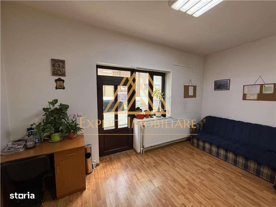 Spatiu birouri de vanzare-4