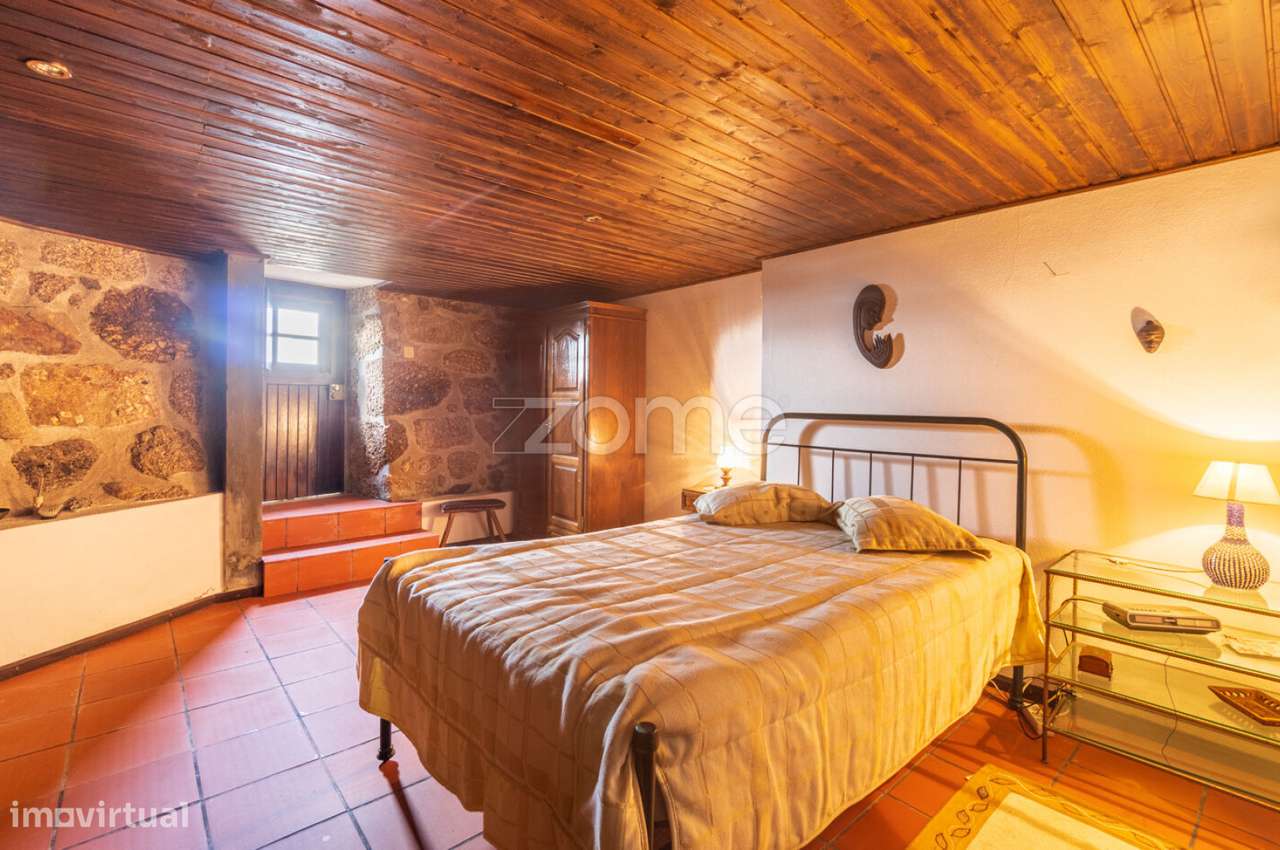 Moradia em São Romão de Aregos, Resende - Grande imagem: 5/17