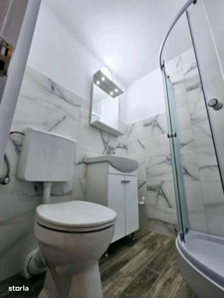 Vand 1 camera tiglina 2 parter pret 49.500 euro-1