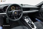 Porsche 911 Targa 4 GTS - 13