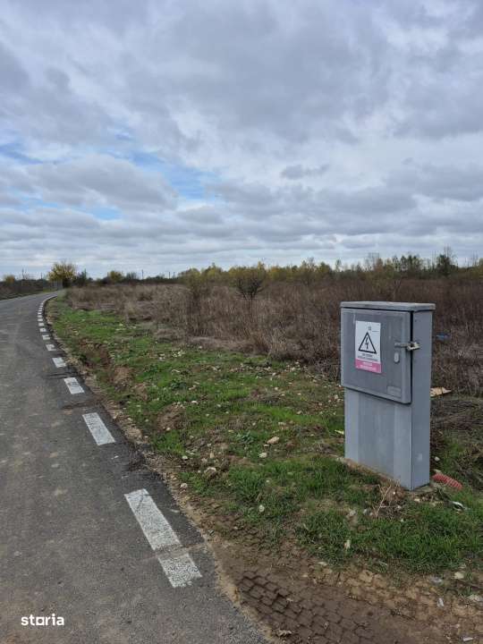 Terenuri de constructie in Domnesti cu toate utilitatile disponibile - Imagine principală: 5/7