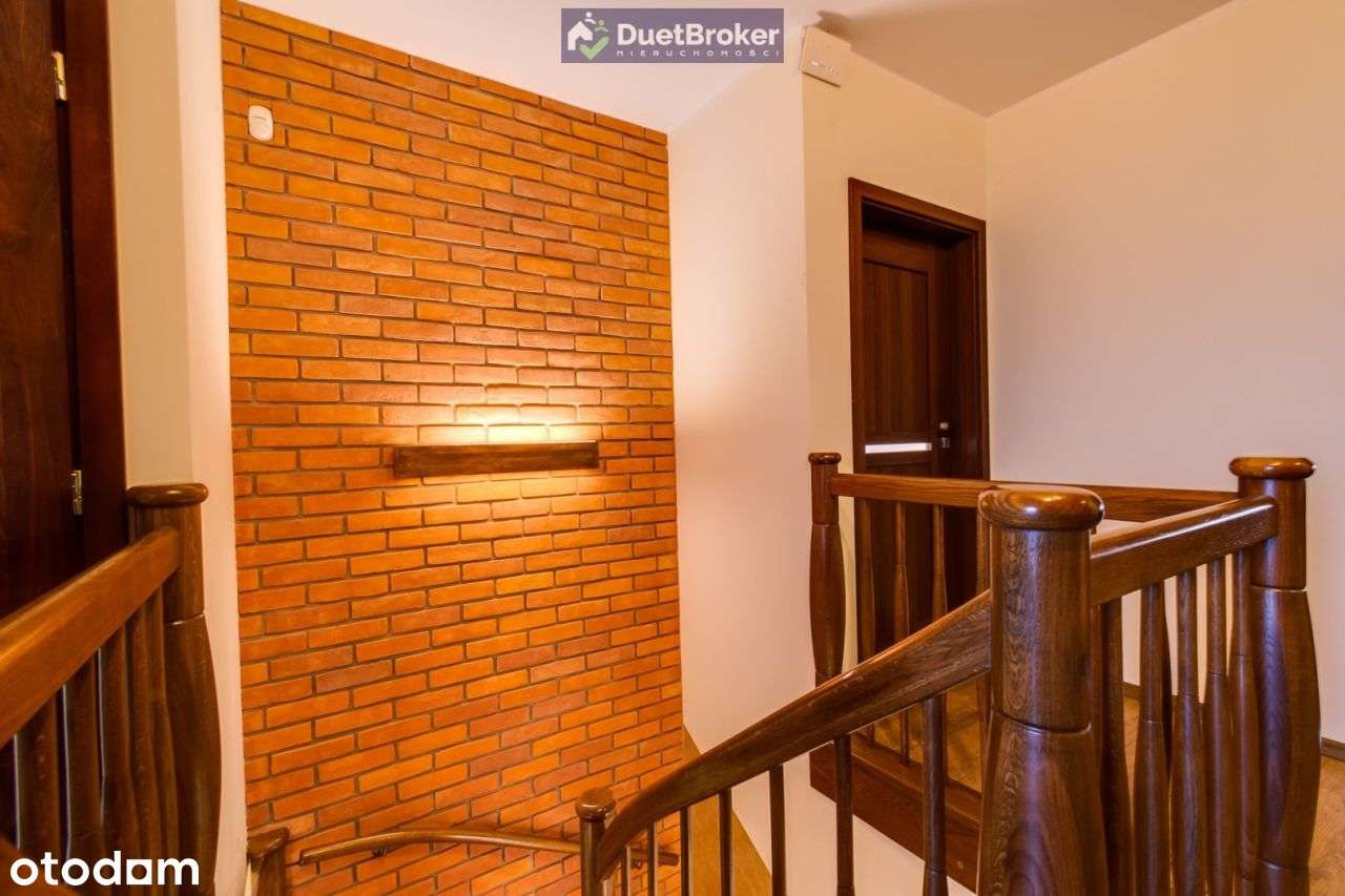 Rezydencja W Stylu Dworkowym-Brąswałd-Duża Działka-18