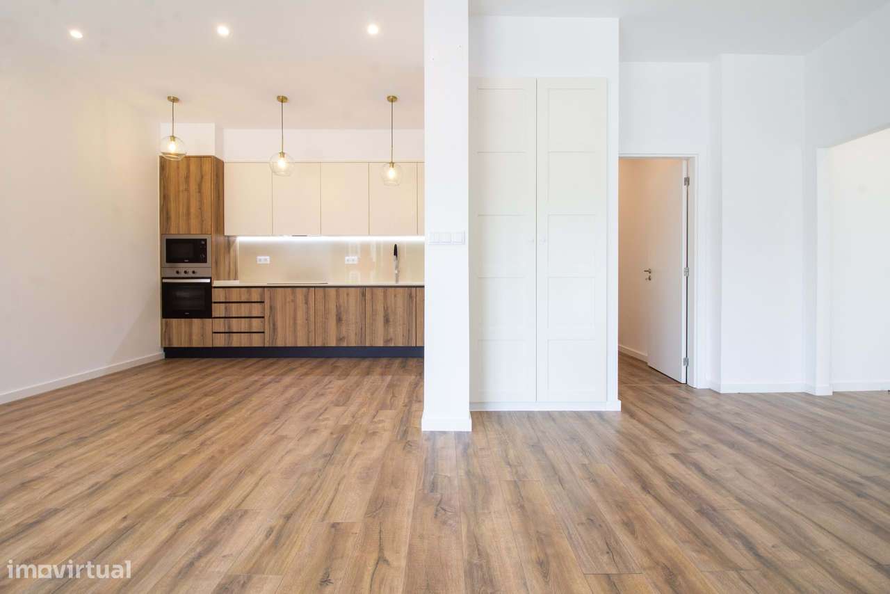 T3 Moderno com Estacionamento | Remodelado com Estilo na Venda do Pinh - Grande imagem: 5/25