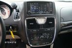 Chrysler Town & Country 3.6 Touring - 16