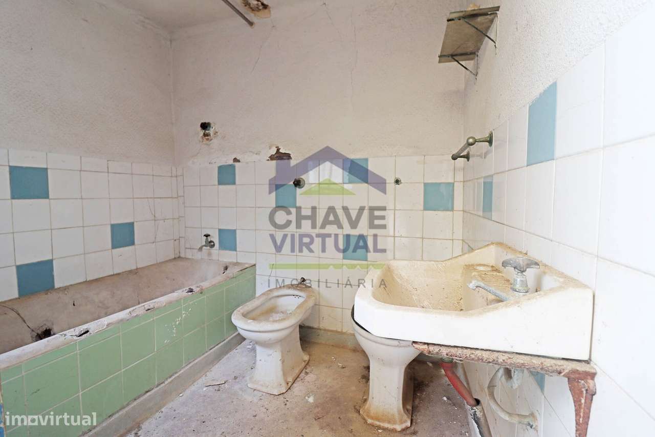 Moradia V1 com 2 Anexos para Recuperar - Centro Bombarral-10