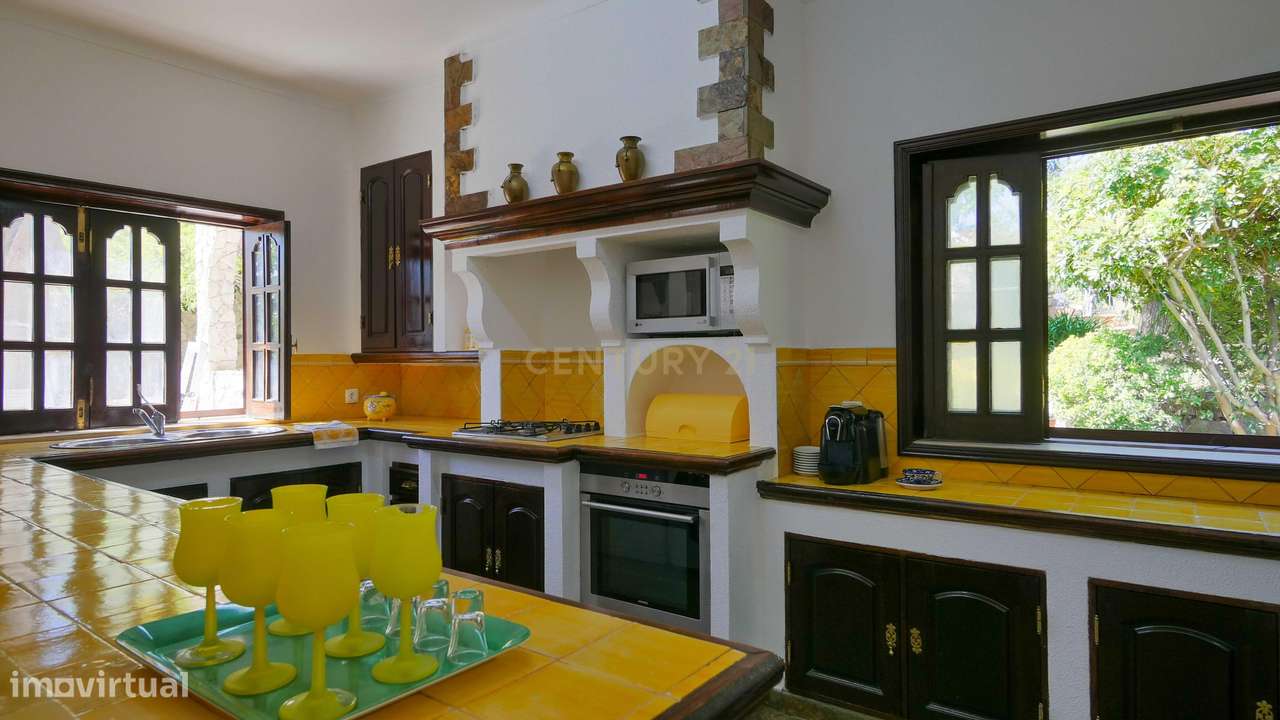 QUINTA EM PALMELA | 7 QUARTOS | 4 CASAS DE BANHO | 3 PISOS-10