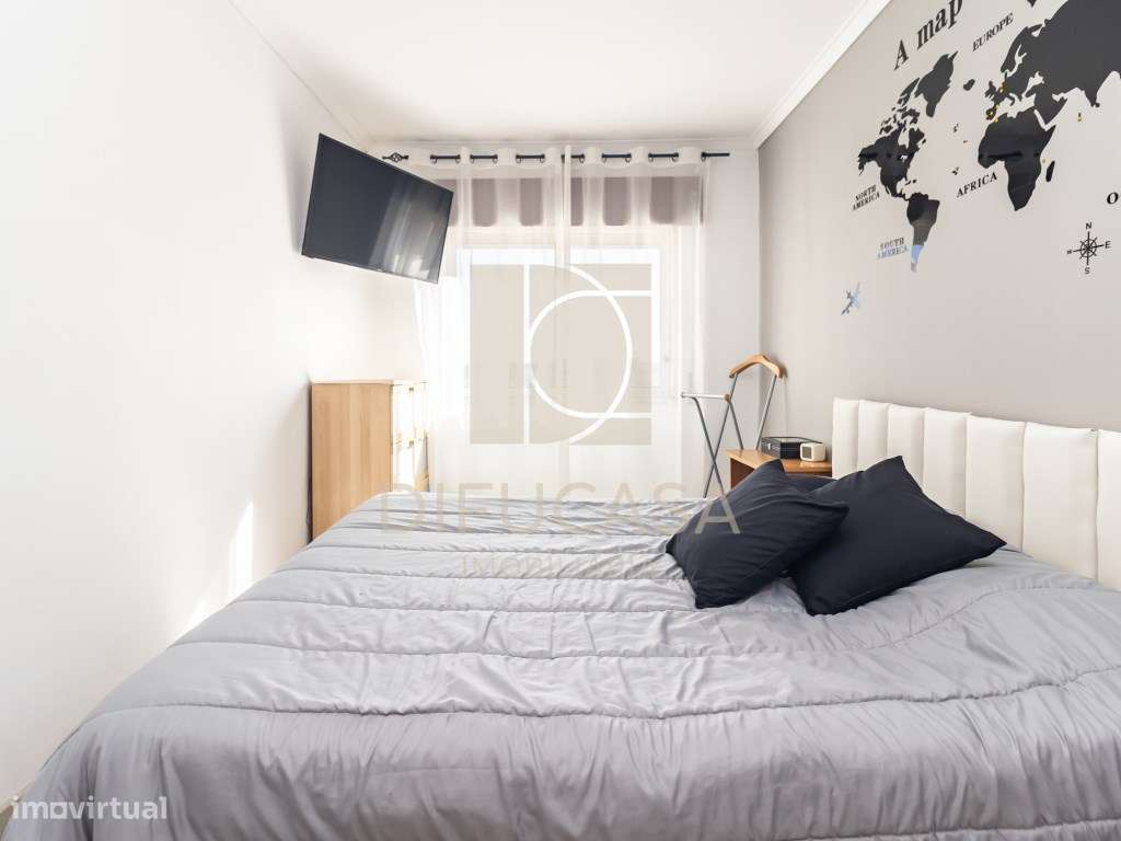 R363 APARTAMENTO T3 muito bem localizado-21