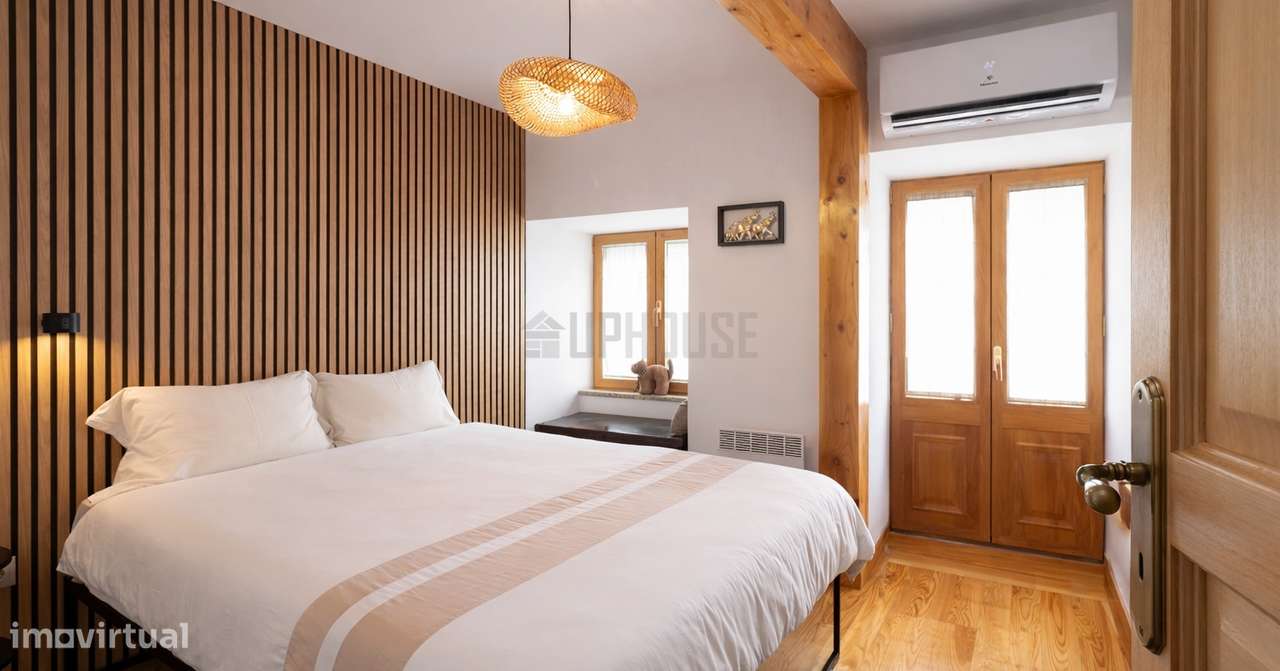 Moradia T3 Totalmente Reconstruída - Santar, Nelas-7