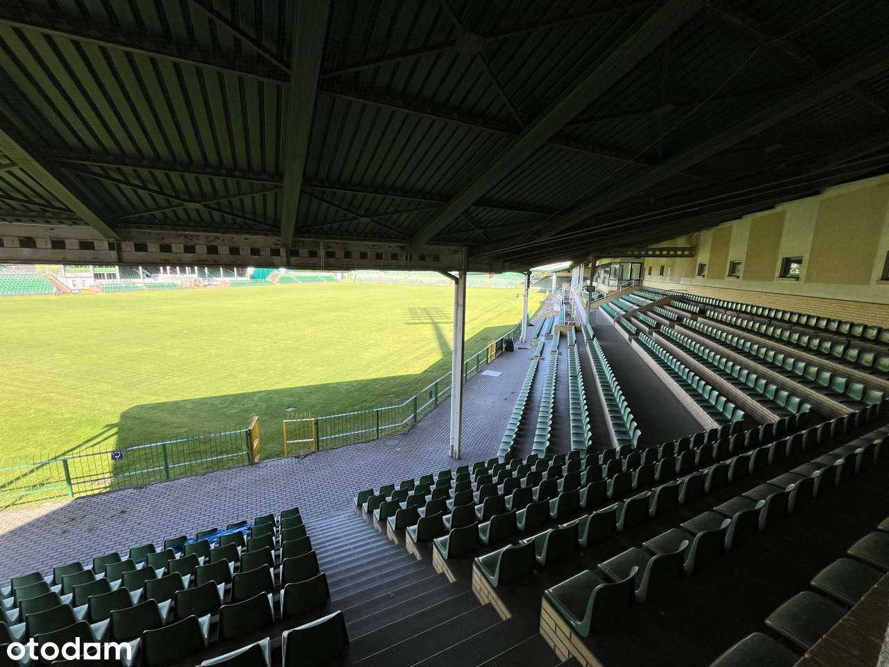 Obiekt hotelowo-sportowy - Hotel Groclin-6