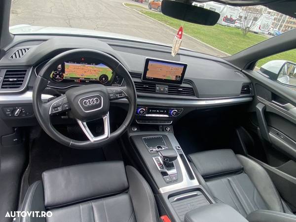 Audi Q5 2.0 40 TDI quattro S tronic Design - 18