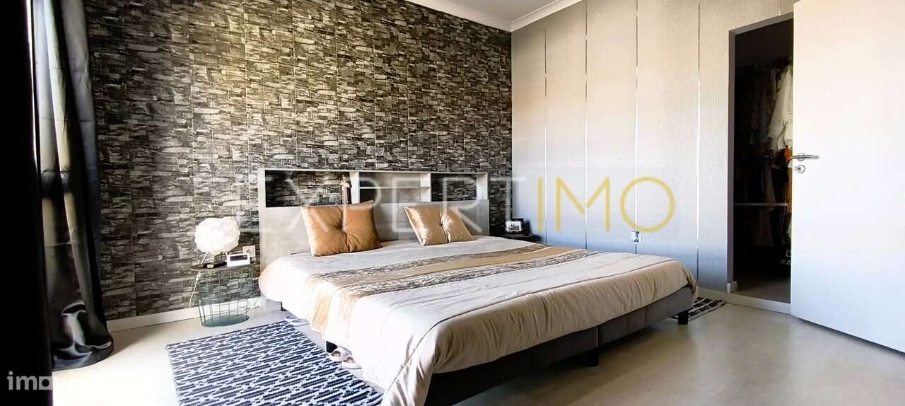 Apartamento T4 Duplex com Pátio e Garagem - Mãe d’Água, Bragança - Grande imagem: 3/13