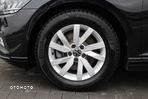 Volkswagen Passat 2.0 TDI EVO Essence DSG - 23