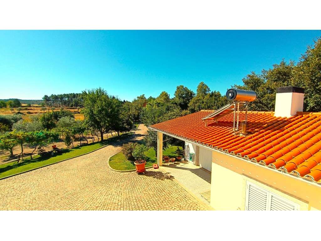M ORADIA T3 COM PISCINA COBERTA , QUINTAL E 2 GARAGENS, BELMONTE, B...-51