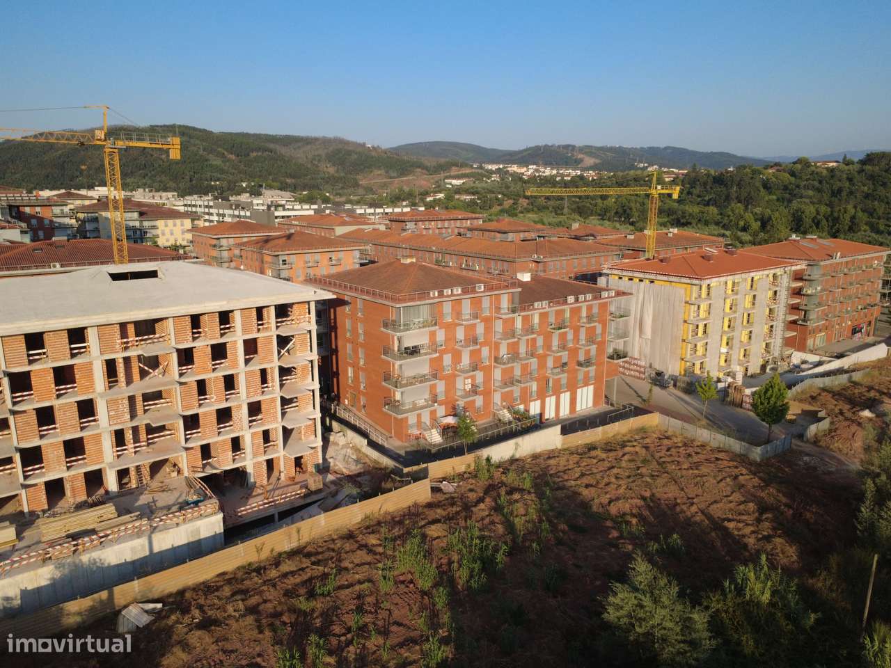 Anúncio Century 21 Portugal - Grande imagem: 5/13