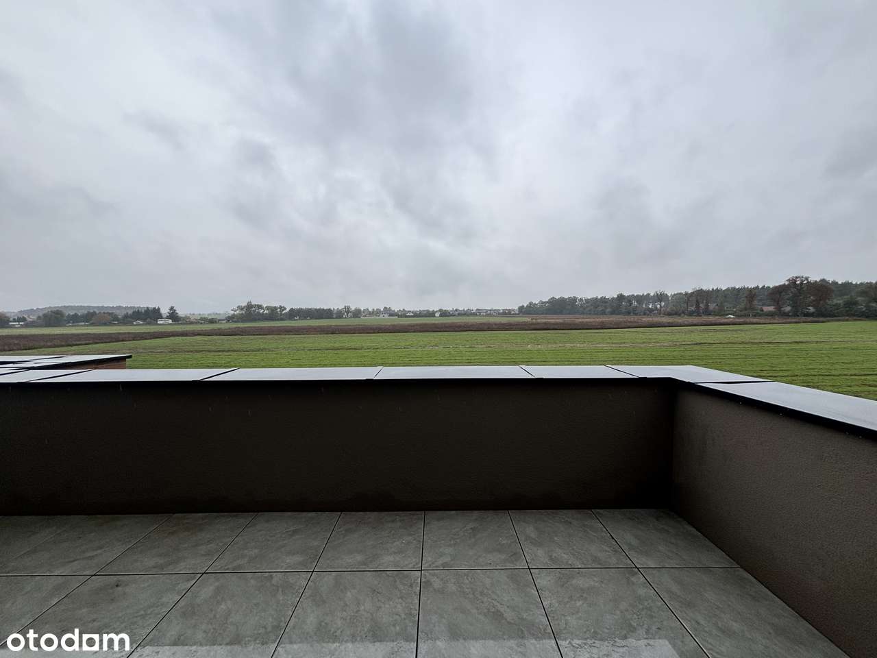 Apartament DWUPOZIOMOWY w szeregowcu z dużym TARASEM-6