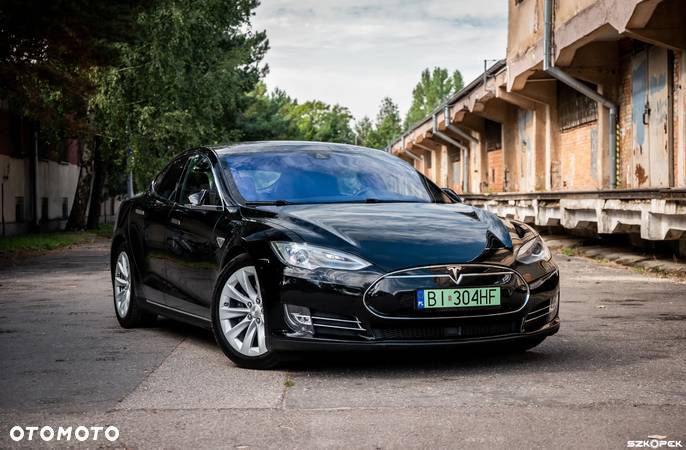 Tesla Model S Long Range Plus - 2