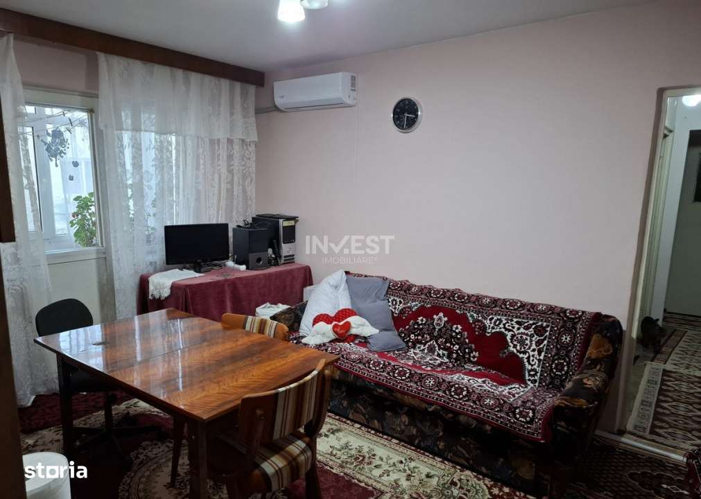 DE VANZARE-APARTAMENT 3 CAMERE-DACIA-0