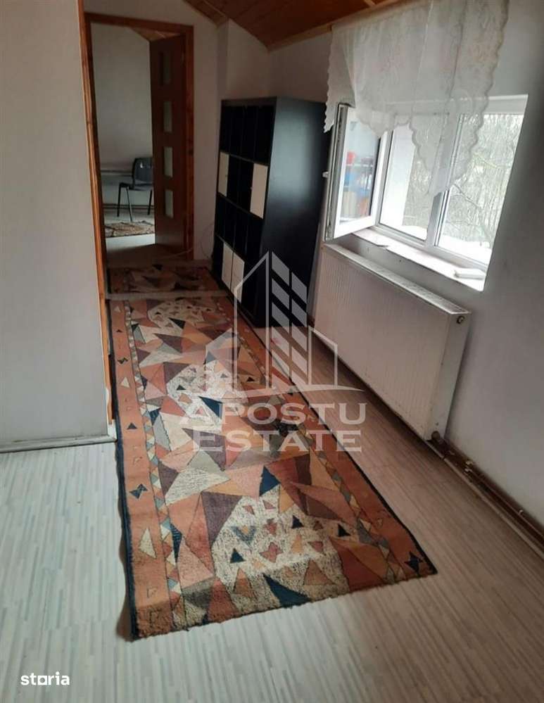 Casa cu 4 dormitoare, ideala pentru 10 muncitori, Ghiroda - Imagine principală: 4/8