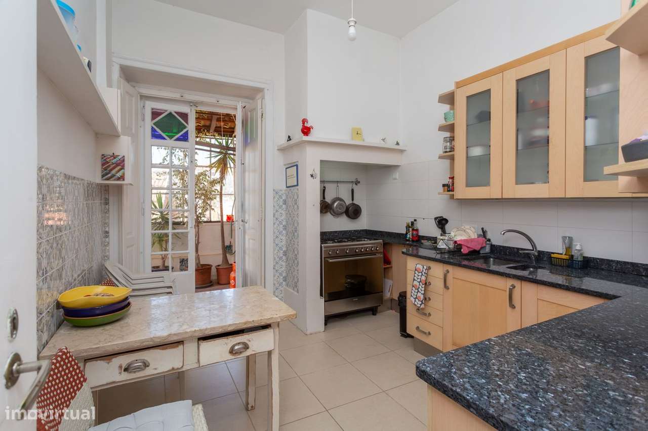 Excelente apartamento T4 duplex - Monte Estoril - Com terraço-16