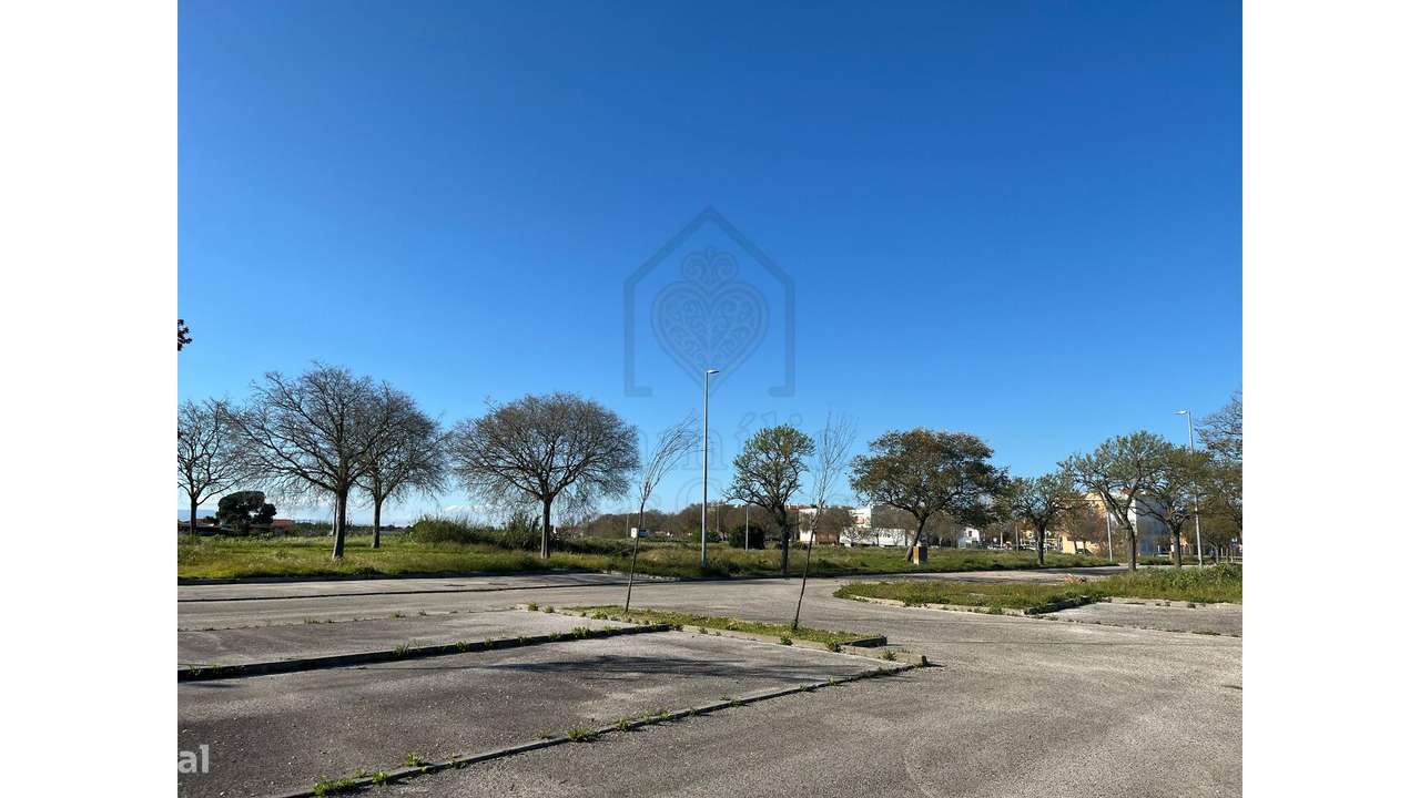 Terreno a 20 Minutos de  Lisboa-6
