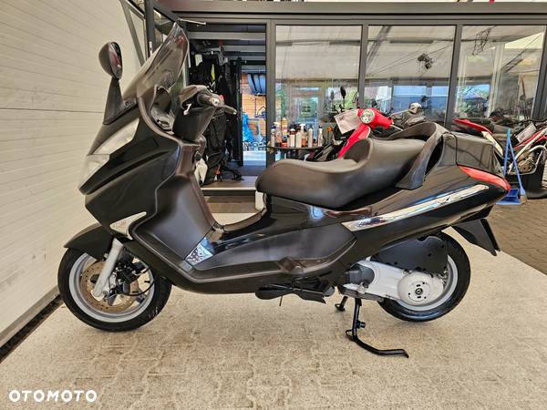 Piaggio X9 - 25