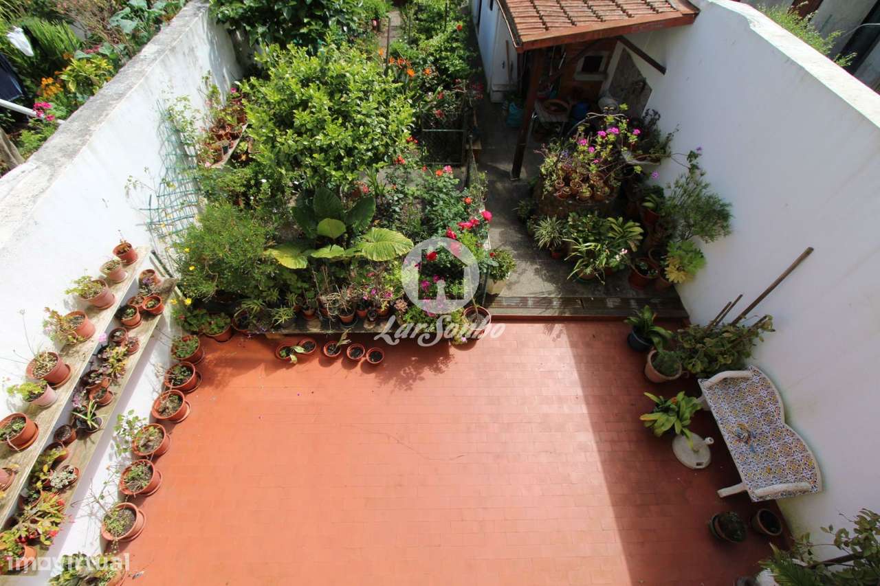 Moradia T4 no Centro da Póvoa de Varzim - Grande imagem: 1/28