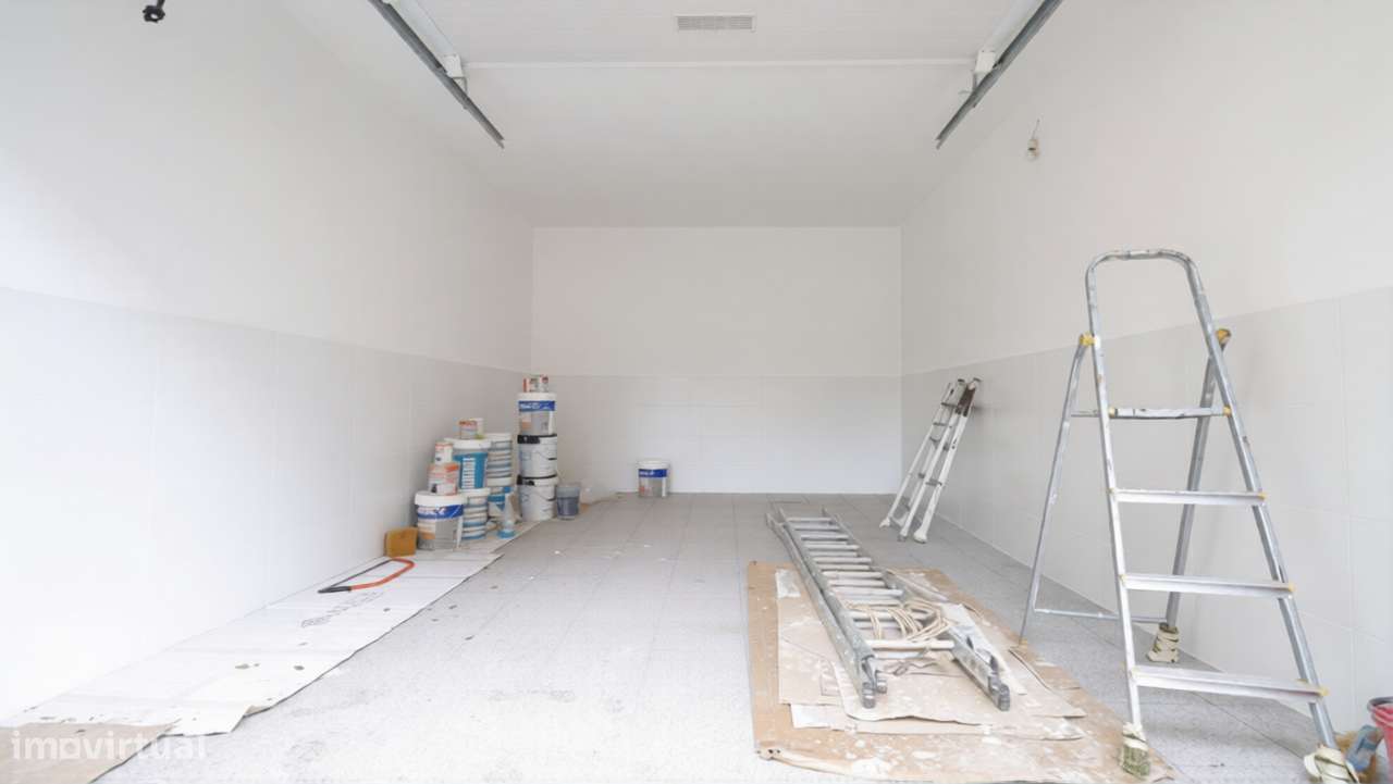 T3 | Varandas | Box | 2 WC's | Excelente localização | 100% Renovado-18