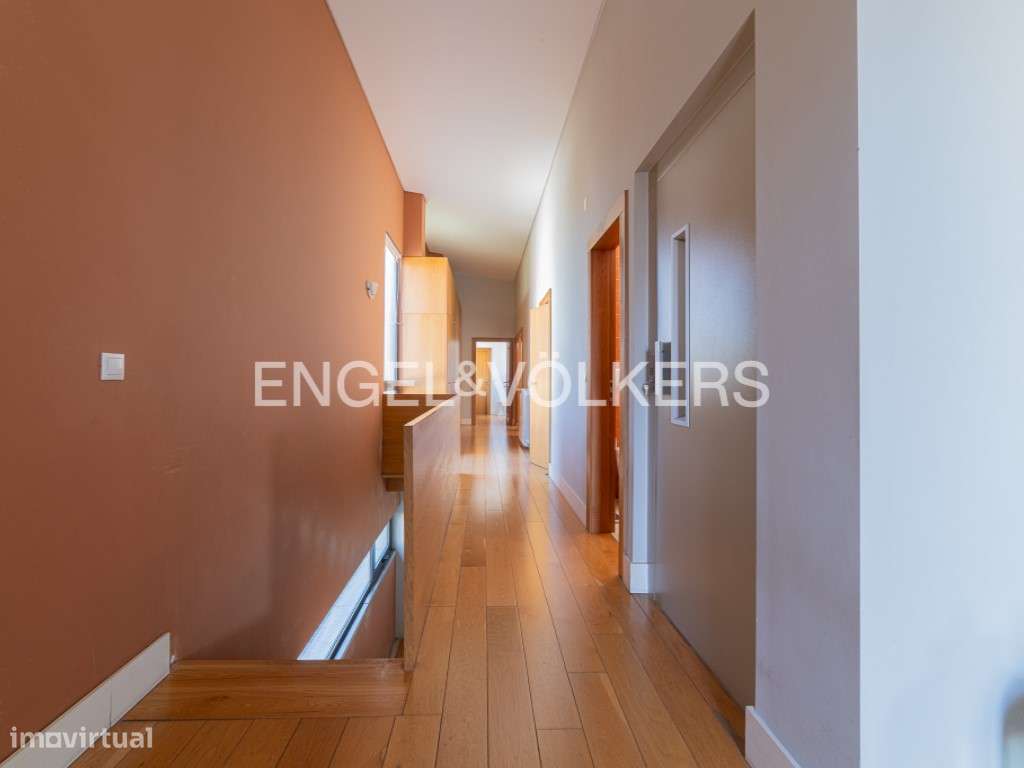 Moradia com 7 assoalhadas em lote de 800 m² | A 30 min de Lisboa | ... - Grande imagem: 5/60