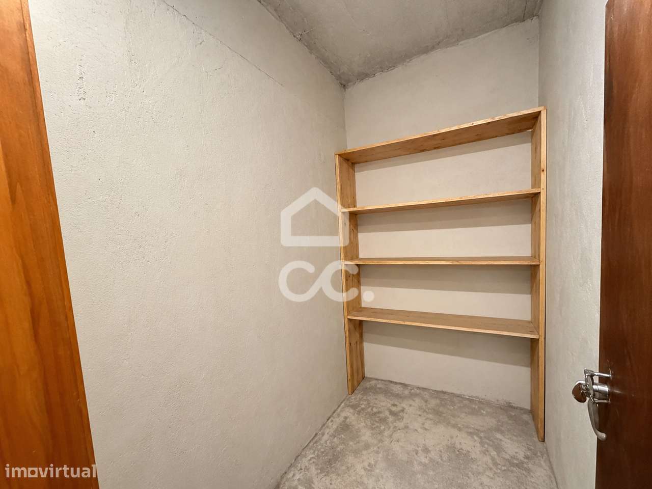 Apartamento T3 no centro de Alcobaça-21