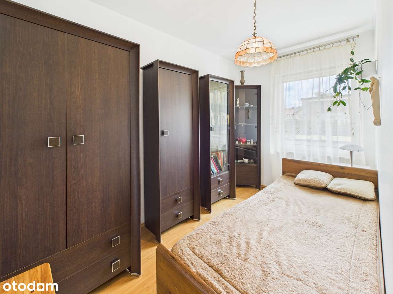 2 pokoje, parter, balkon, niski czynsz.-4