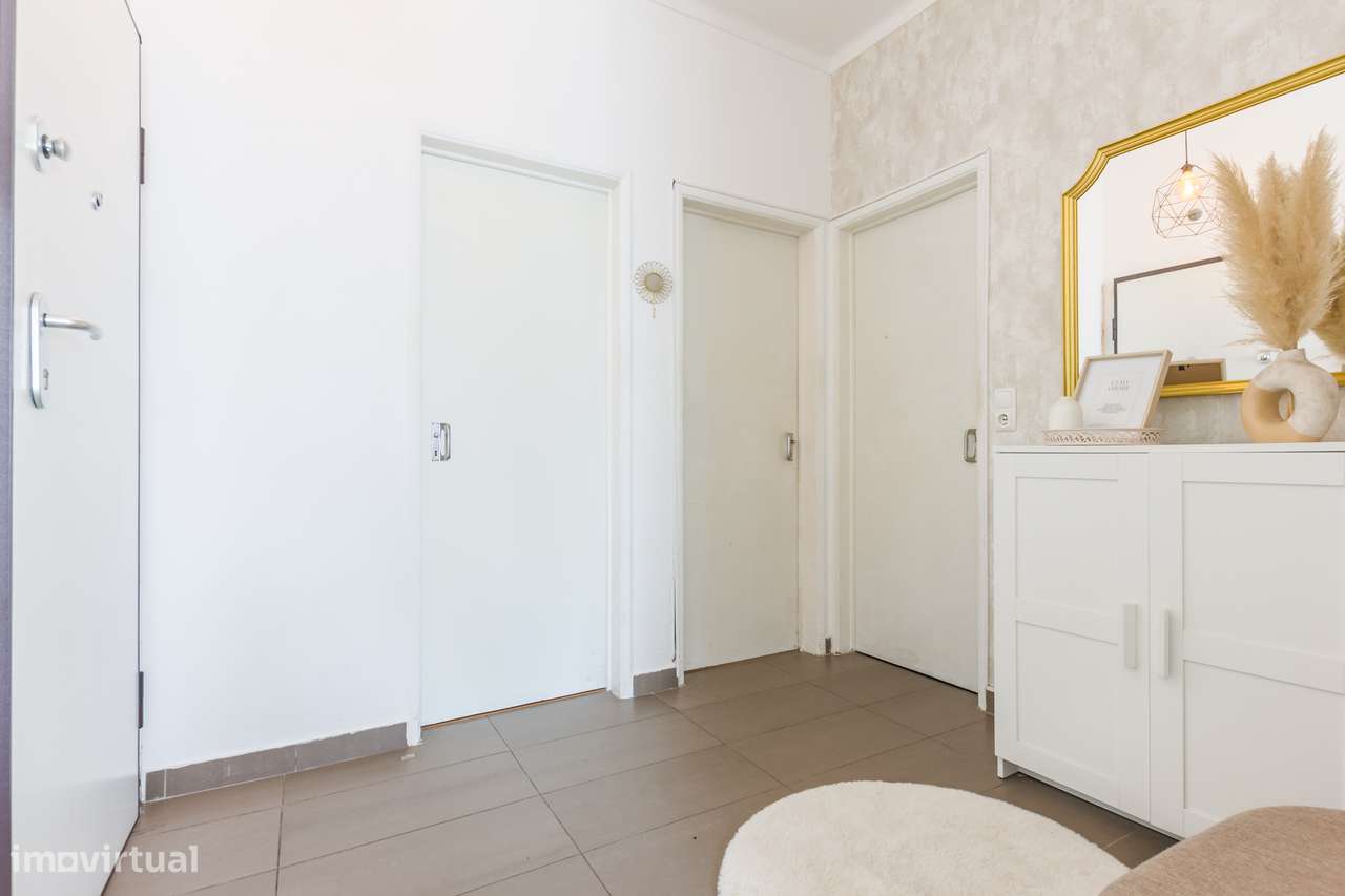 T2 no Lavradio, Barreiro (Cozinha em Open Space)-1