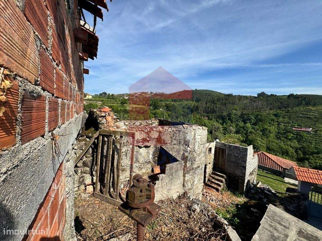 2 Moradias para restauro, Gomide - Grande imagem: 4/60