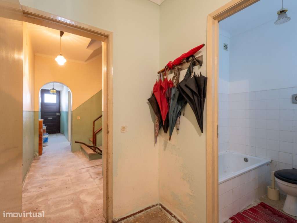 No Coração de Abrantes, possibilidade 4 apartamentos-11