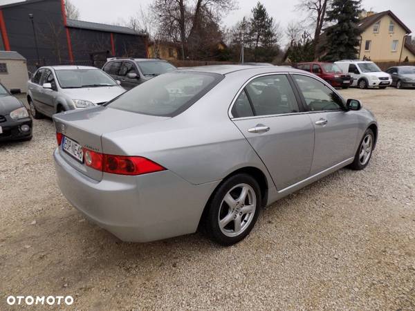 Honda Accord - 3