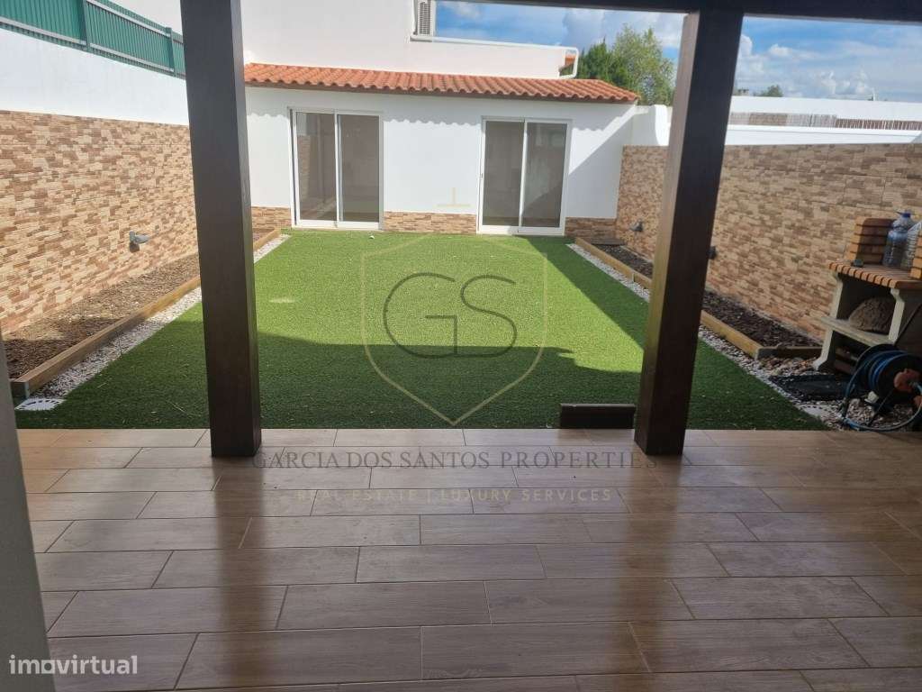 Distinta Moradia T3+1 Contemporânea com Logradouro Privado e Estúdi... - Grande imagem: 4/21