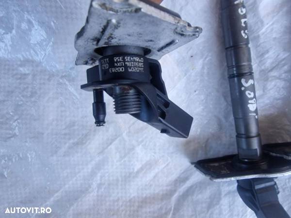 Injectoare/injector Audi a8d3, a6 c6 motor 3.0 tdi - 2