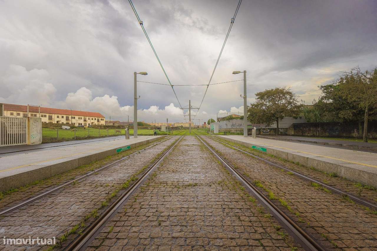 Andar Moradia T3 – Rés do Chão Totalmente Remodelado-35