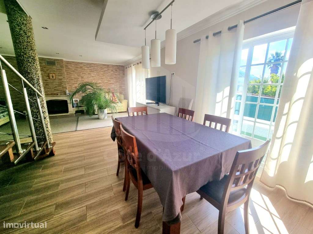 Moradia em banda T3 com piscina - Sesimbra, Castelo - Grande imagem: 2/15