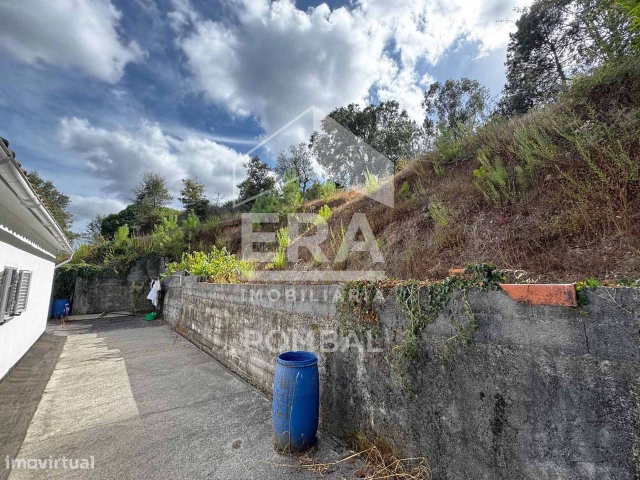 Moradia T4, Abiúl-11