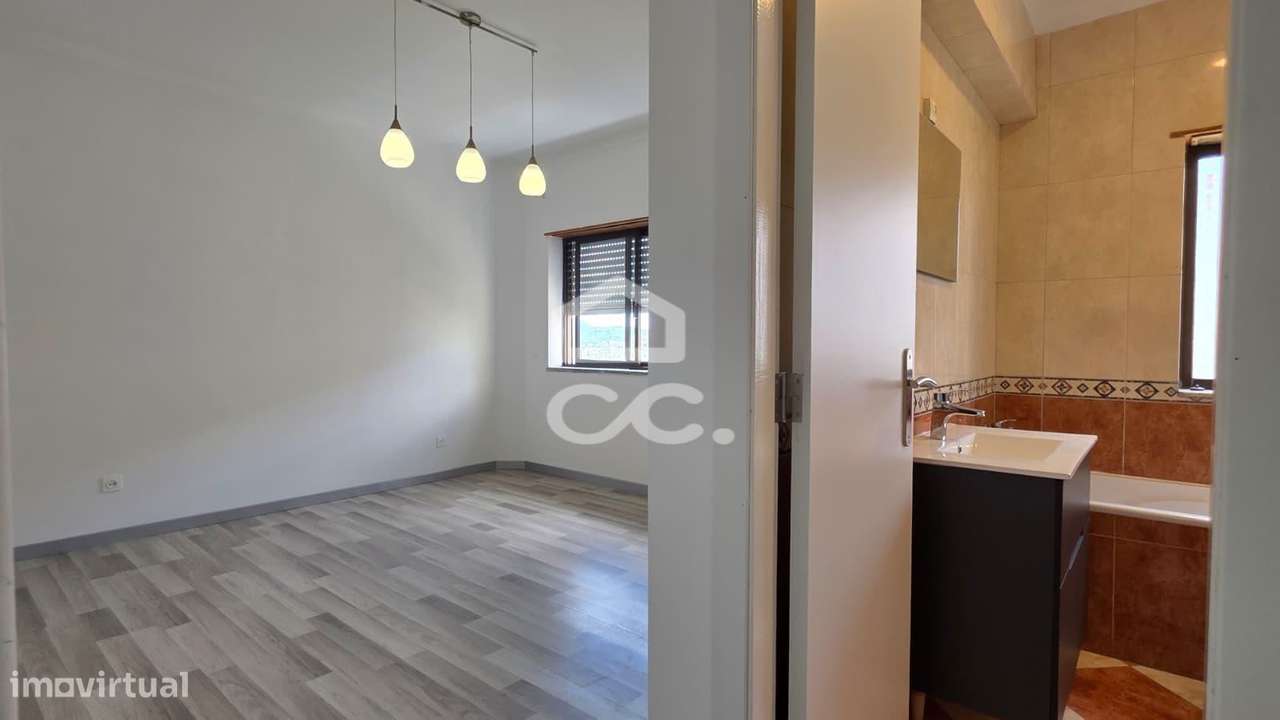 Apartamento de 4 quartos com vista para a montanha em Setúbal-14